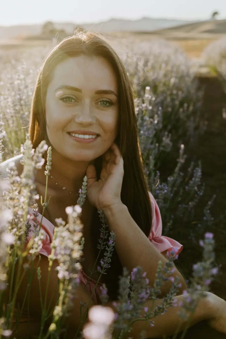Ana Beij in a lavender field
